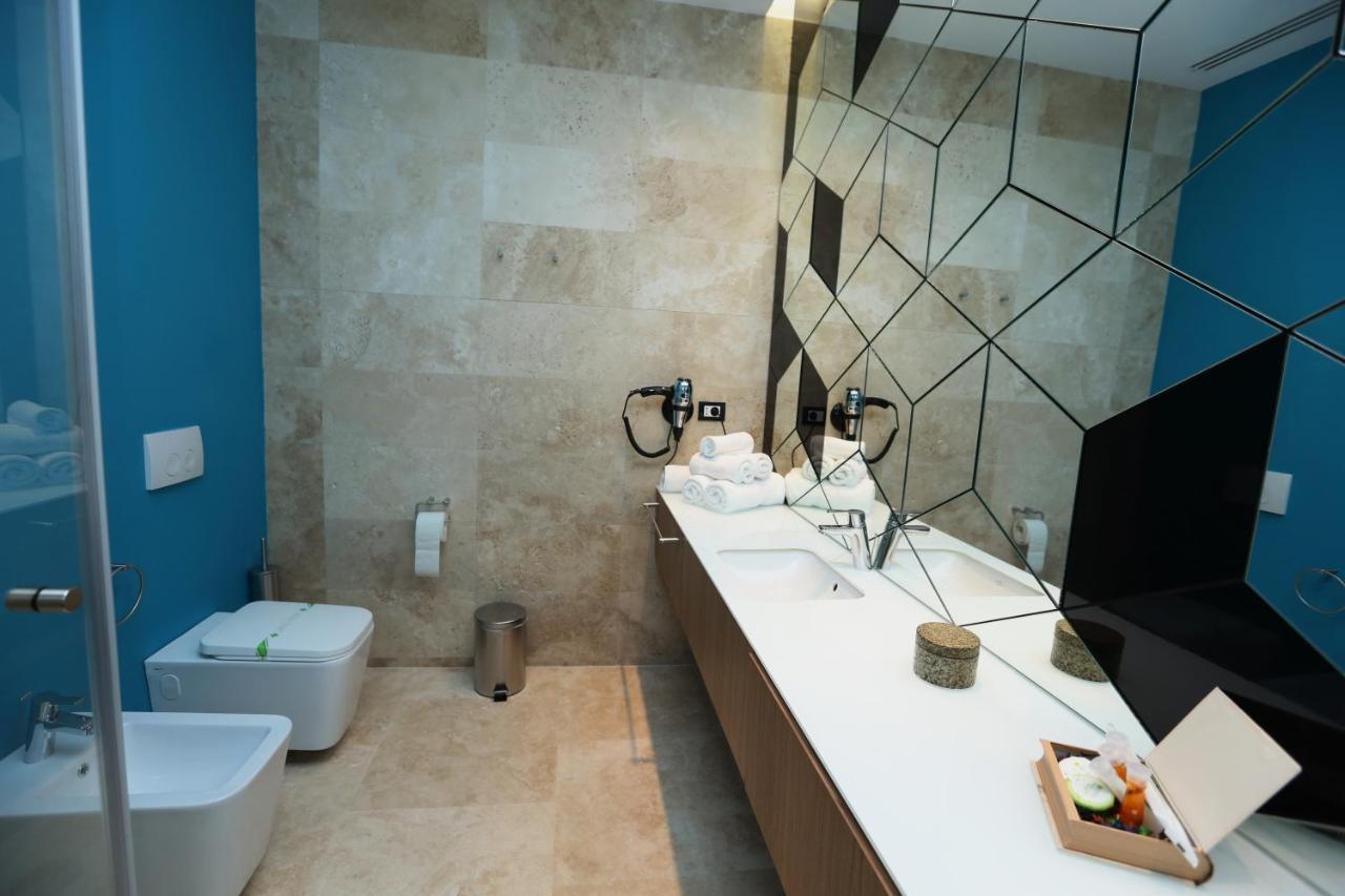 Valentino Rooms Focşani Exterior foto